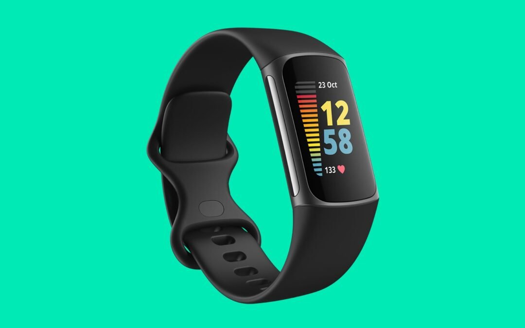 13 Best Fitness Trackers (2022): Watches, Bands, and Rings
